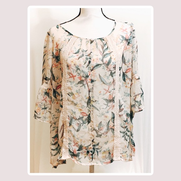 Sheer Floral Top - Picture 2 of 5